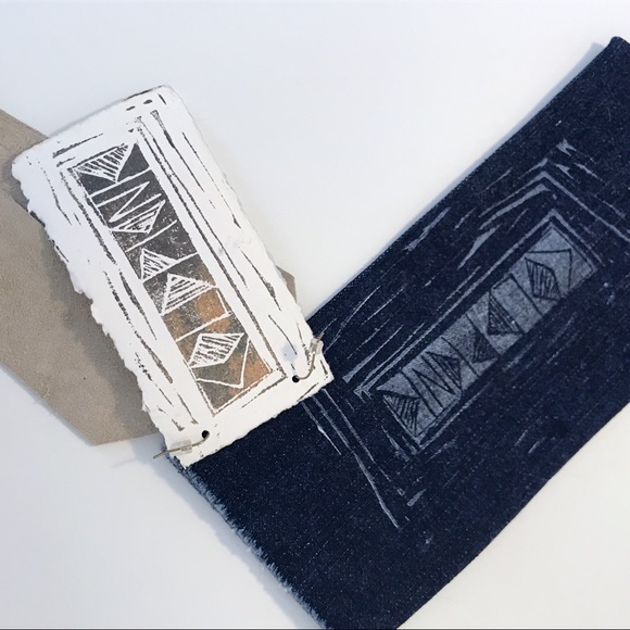 NWT Vintage Cold Picnic Printed Suede Earrings - Picture 3 of 3